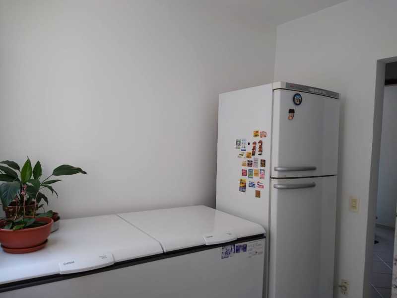 Apartamento à venda com 3 quartos, 72m² - Foto 18