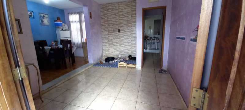 Casa à venda com 3 quartos, 115m² - Foto 2