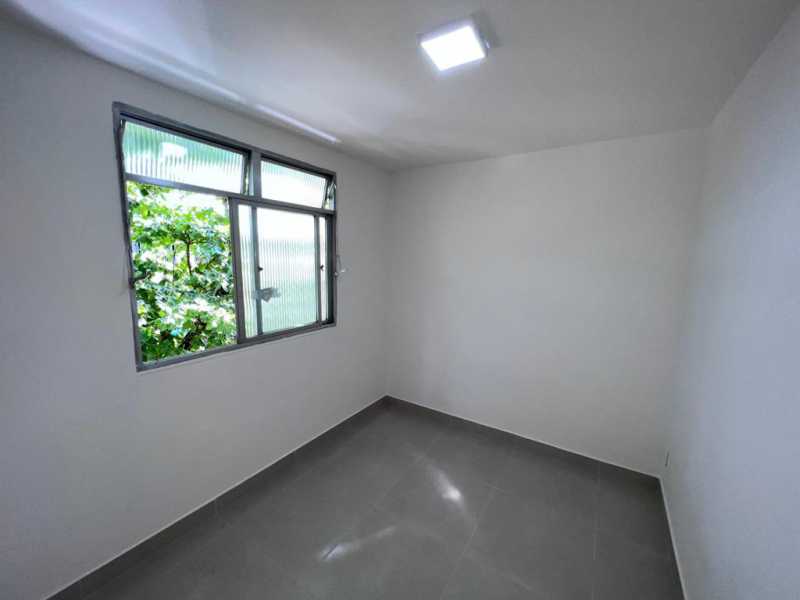 Apartamento à venda com 2 quartos, 40m² - Foto 15