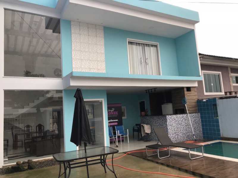 Casa de Condomínio à venda com 3 quartos, 180m² - Foto 1