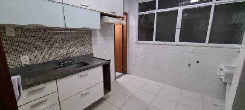 Apartamento à venda com 3 quartos, 110m² - Foto 12