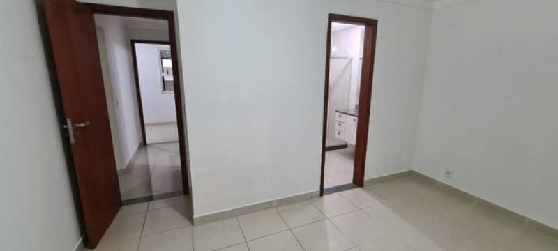 Apartamento à venda com 3 quartos, 110m² - Foto 14