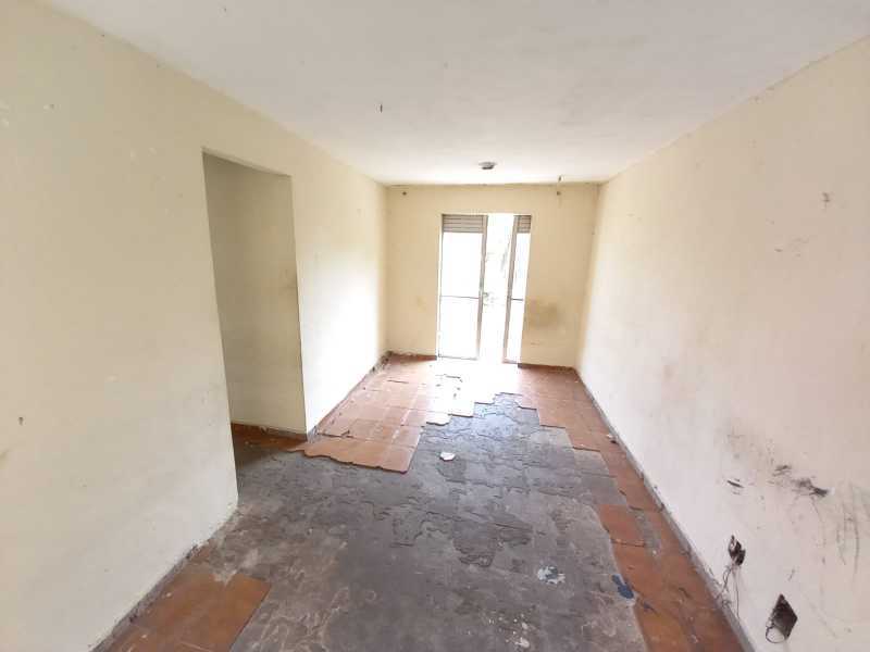 Apartamento à venda com 2 quartos, 48m² - Foto 8