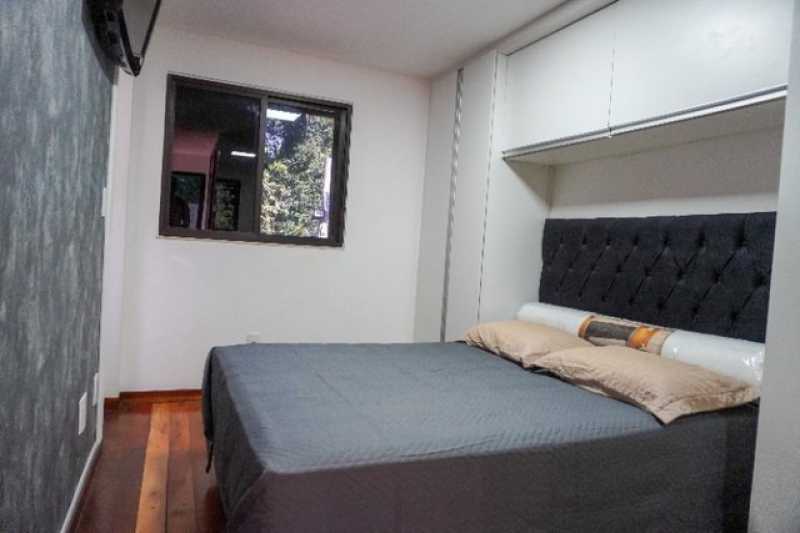 Casa de Condomínio à venda com 4 quartos, 220m² - Foto 20