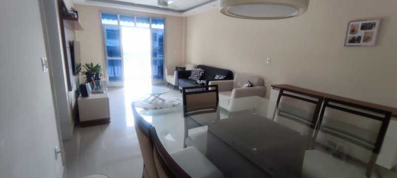 Apartamento à venda com 3 quartos, 110m² - Foto 6