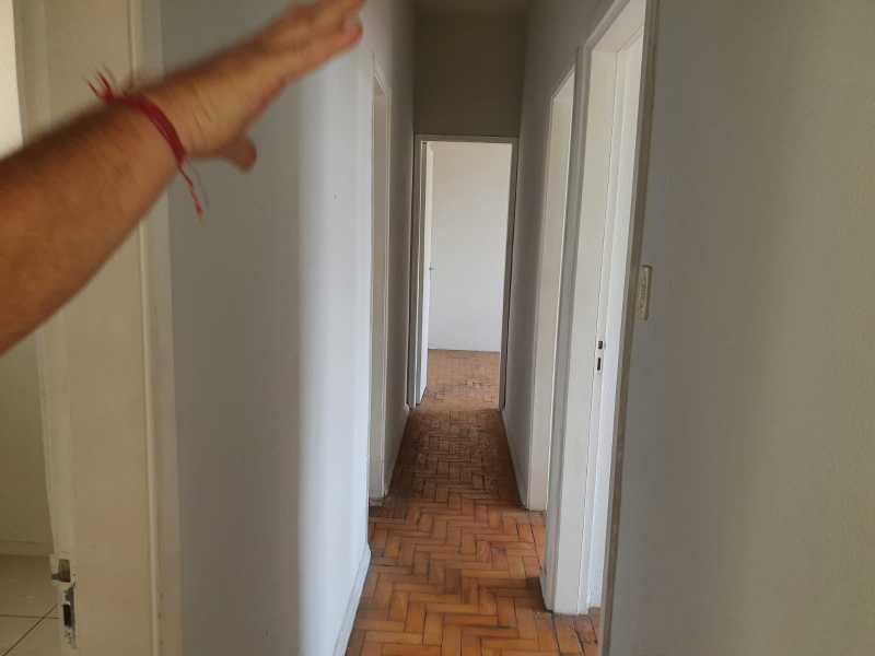 Apartamento à venda com 3 quartos, 70m² - Foto 4