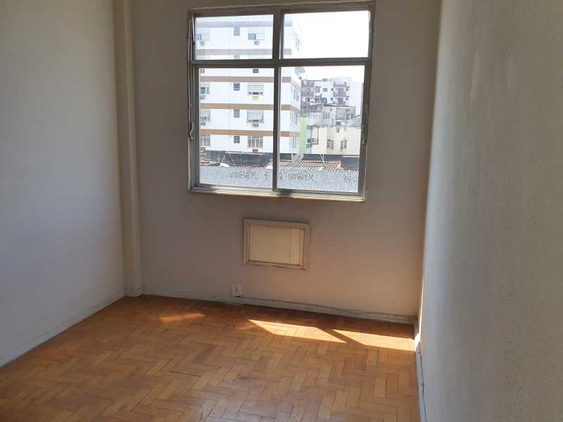 Apartamento à venda com 3 quartos, 70m² - Foto 7