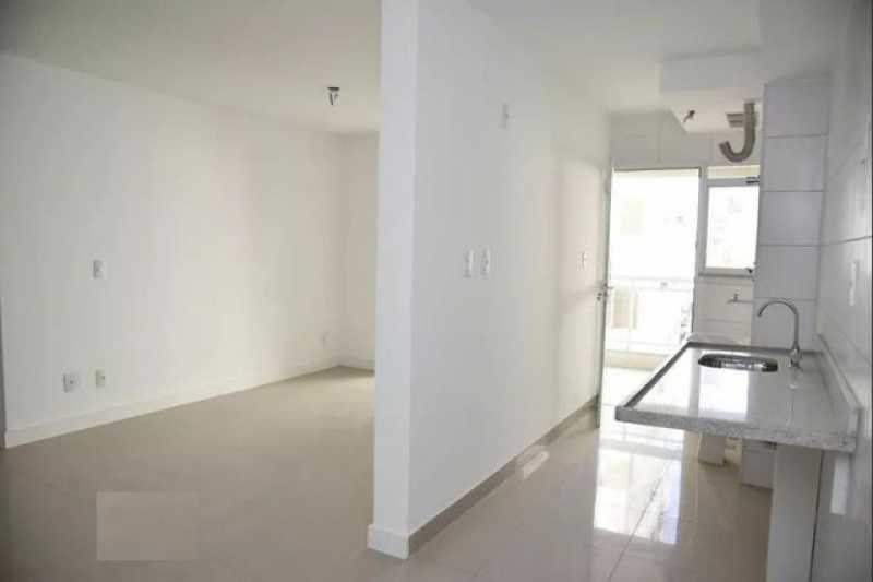 Apartamento à venda com 2 quartos, 75m² - Foto 5