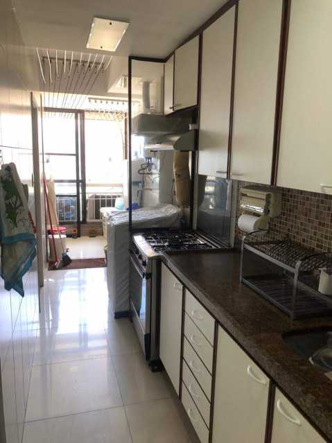 Apartamento à venda com 4 quartos, 162m² - Foto 20