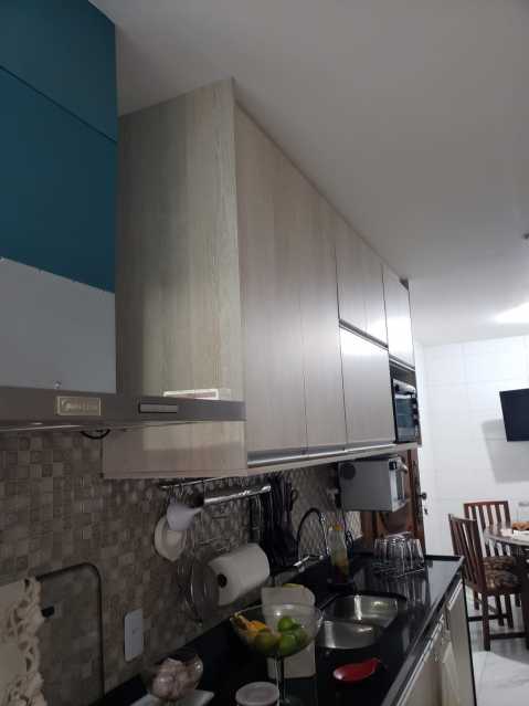 Apartamento à venda com 3 quartos, 175m² - Foto 9