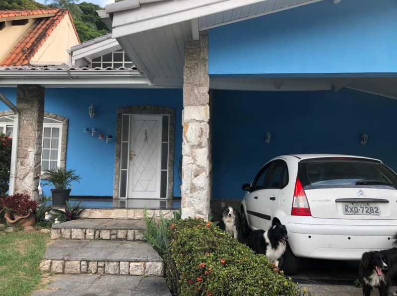 Casa de Condomínio à venda com 5 quartos, 600m² - Foto 2