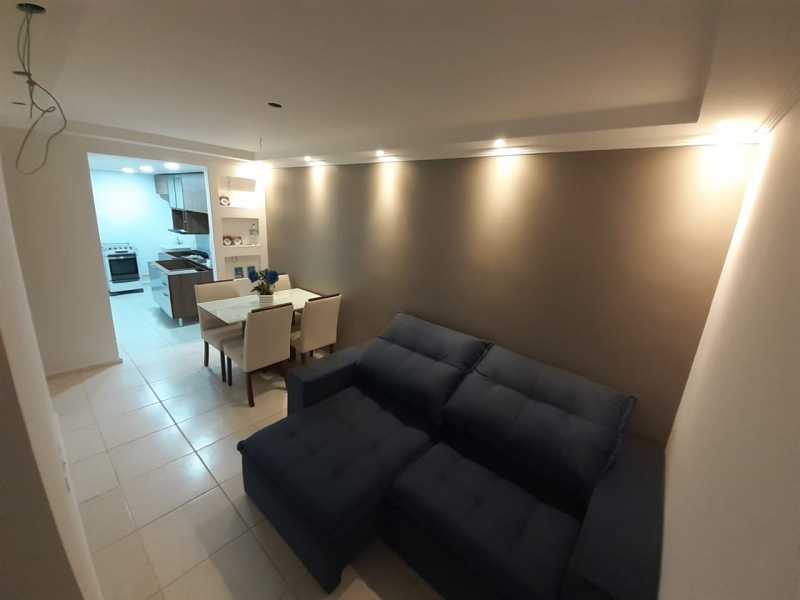 Apartamento à venda com 2 quartos, 74m² - Foto 9