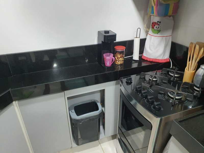 Apartamento à venda com 2 quartos, 74m² - Foto 17