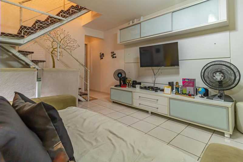 Casa de Condomínio à venda com 2 quartos, 70m² - Foto 2