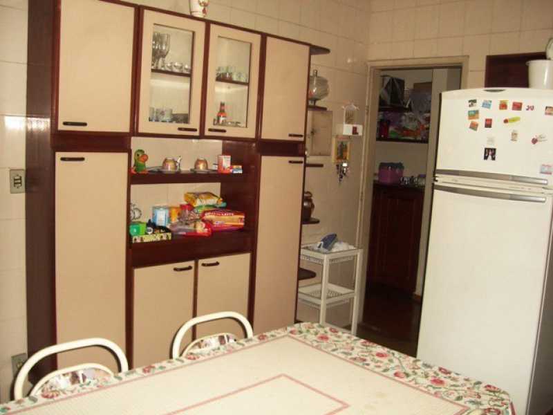 Casa de Condomínio à venda com 4 quartos, 260m² - Foto 10