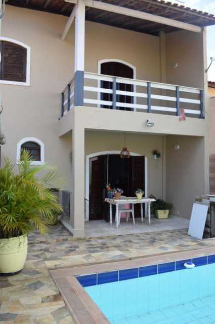 Casa de Condomínio à venda com 5 quartos, 250m² - Foto 2