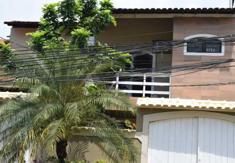 Casa de Condomínio à venda com 5 quartos, 250m² - Foto 13