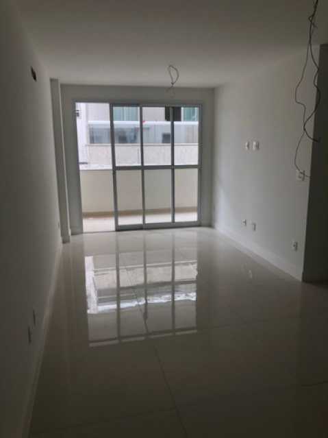 Apartamento à venda com 3 quartos, 87m² - Foto 7