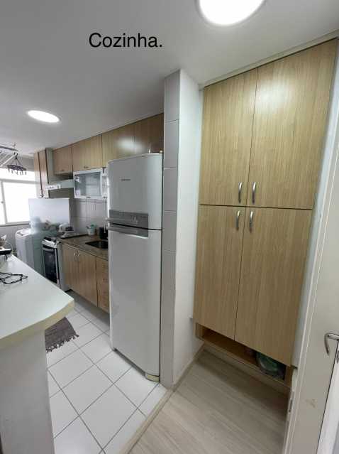 Apartamento à venda com 2 quartos, 78m² - Foto 11