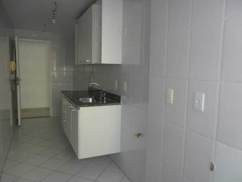 Apartamento à venda com 3 quartos, 90m² - Foto 15