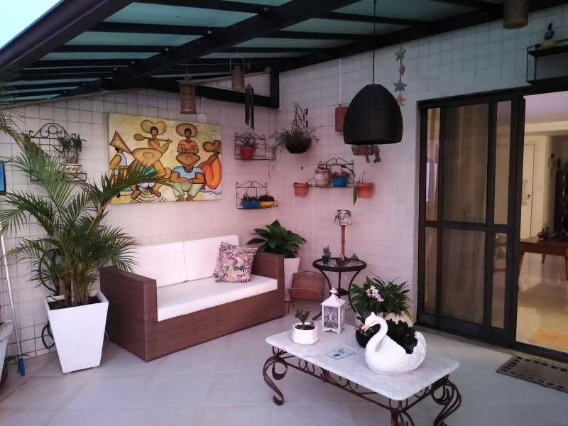 Cobertura à venda com 3 quartos, 190m² - Foto 1