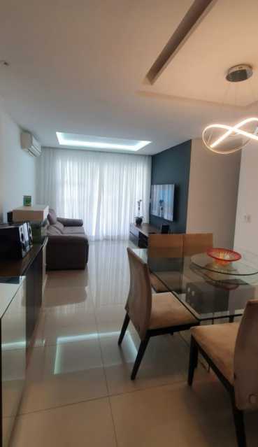 Apartamento à venda com 2 quartos, 97m² - Foto 2