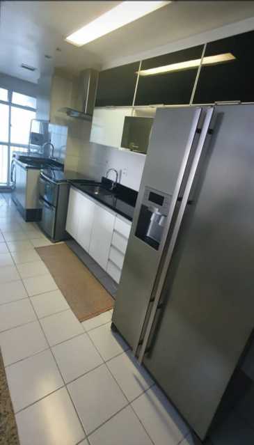 Apartamento à venda com 2 quartos, 97m² - Foto 10