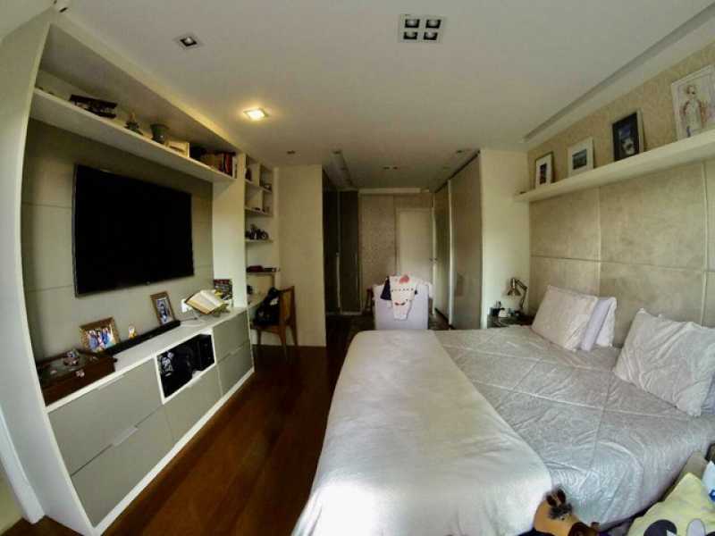 Apartamento à venda com 3 quartos, 230m² - Foto 9