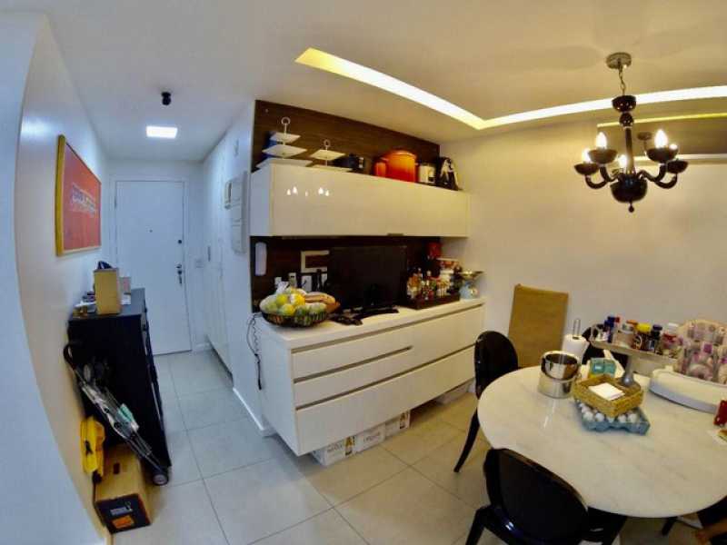 Apartamento à venda com 3 quartos, 230m² - Foto 14