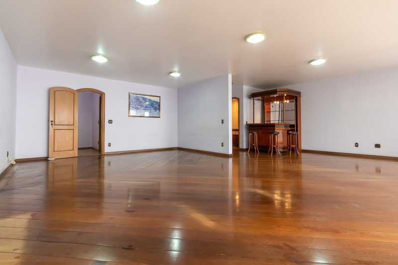 Apartamento à venda com 4 quartos, 200m² - Foto 4