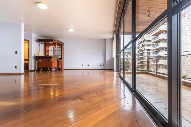 Apartamento à venda com 4 quartos, 200m² - Foto 5