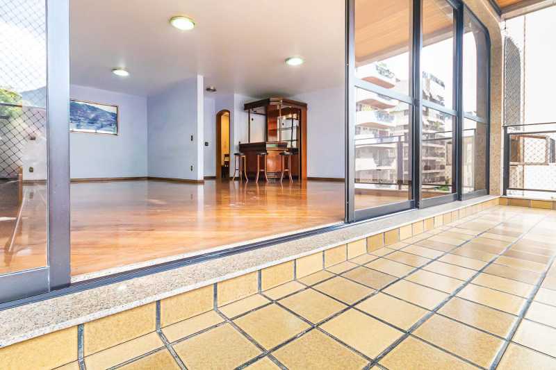 Apartamento à venda com 4 quartos, 200m² - Foto 6