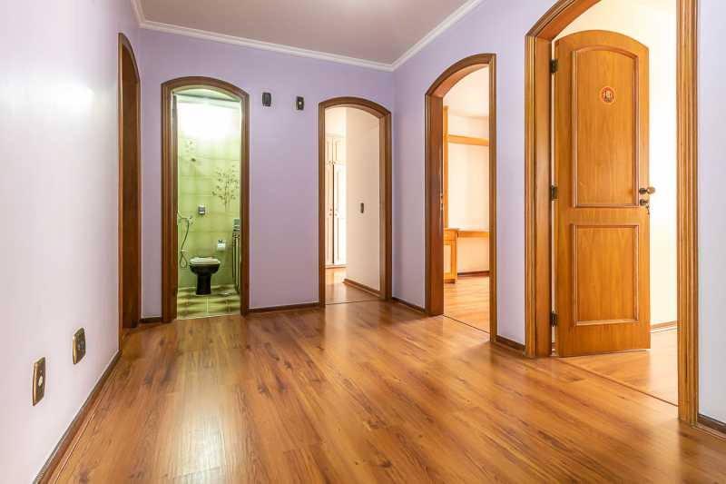 Apartamento à venda com 4 quartos, 200m² - Foto 17