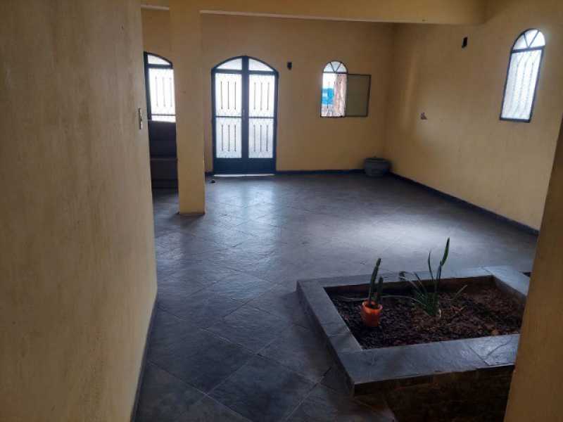 Casa à venda com 3 quartos, 400m² - Foto 8