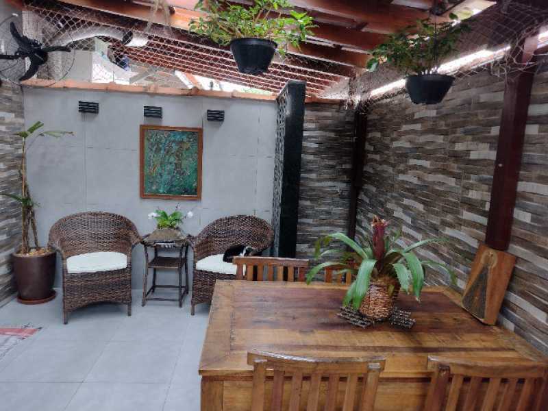 Casa de Condomínio à venda com 3 quartos, 100m² - Foto 4