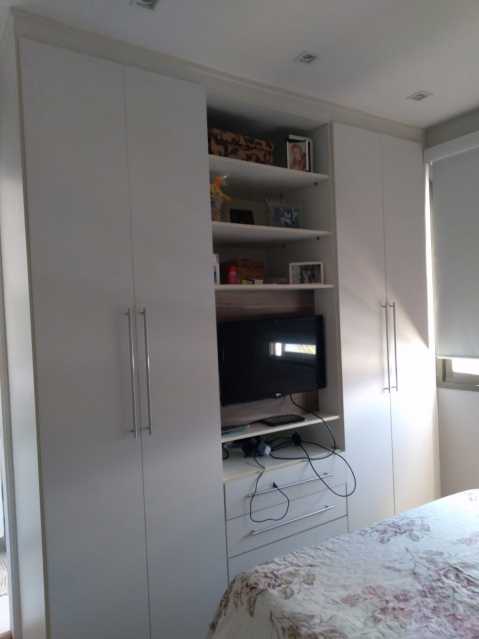 Apartamento à venda com 2 quartos, 62m² - Foto 16