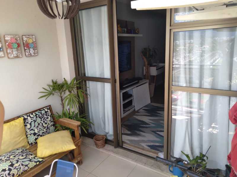 Apartamento à venda com 2 quartos, 62m² - Foto 15