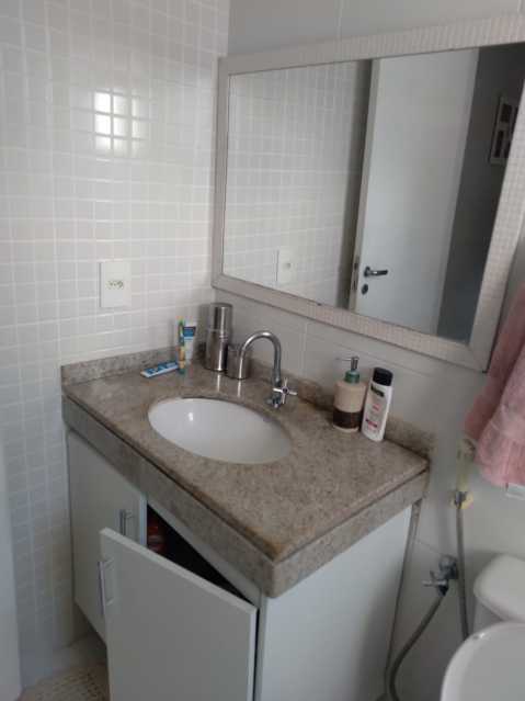 Apartamento à venda com 2 quartos, 62m² - Foto 19