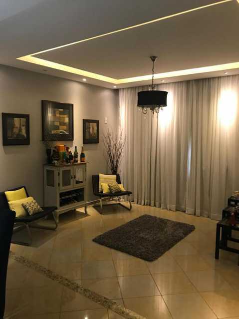 Casa à venda com 4 quartos, 295m² - Foto 18