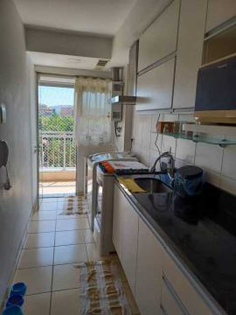 Apartamento à venda com 2 quartos, 65m² - Foto 5