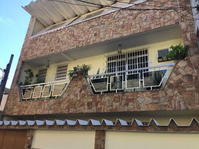 Casa de Condomínio à venda com 3 quartos, 300m² - Foto 1