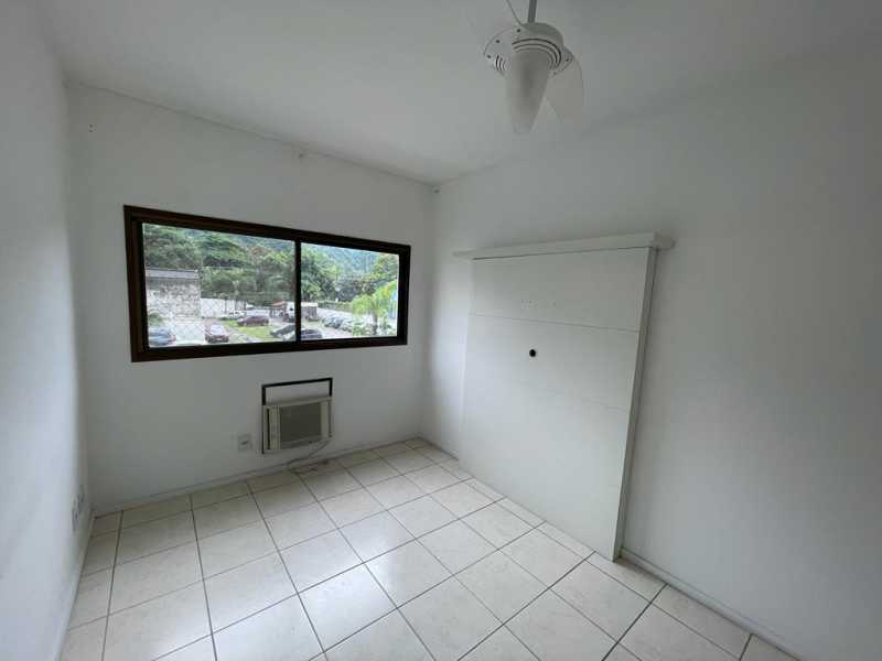 Apartamento à venda com 4 quartos, 96m² - Foto 2