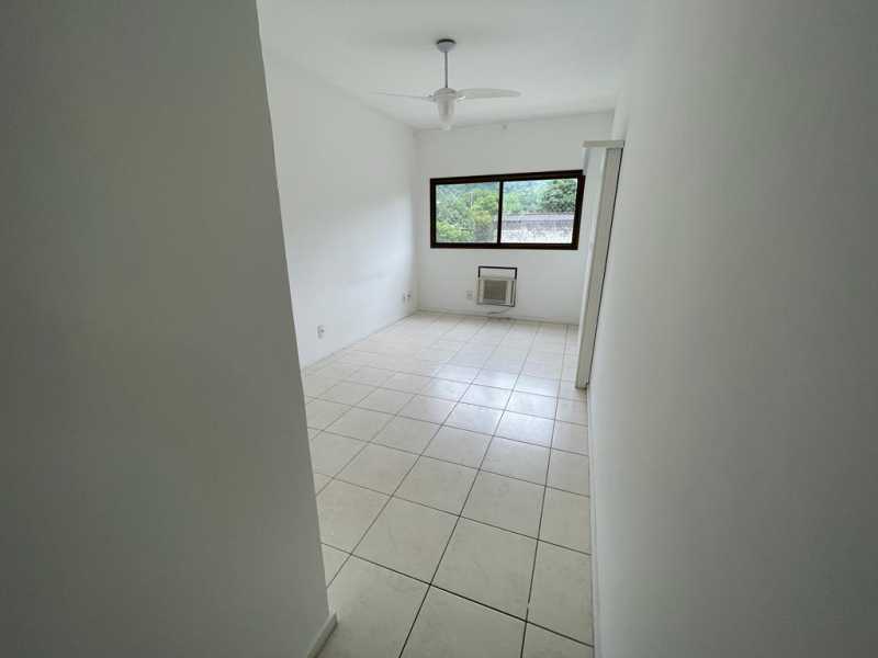 Apartamento à venda com 4 quartos, 96m² - Foto 18