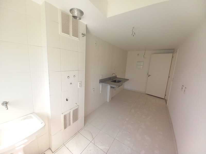 Apartamento à venda com 4 quartos, 96m² - Foto 2