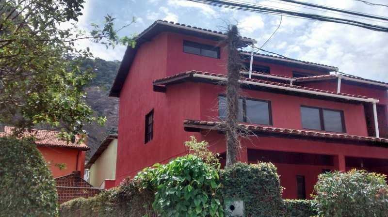 Casa de Condomínio à venda com 4 quartos, 200m² - Foto 24