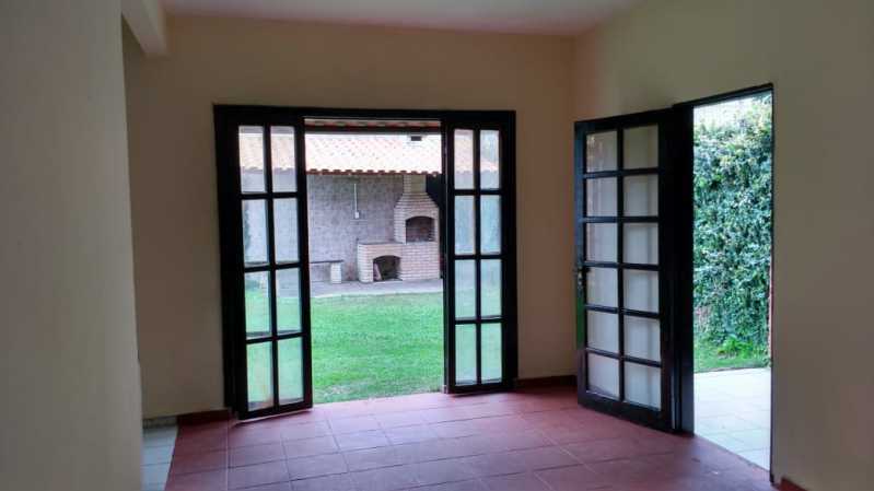 Casa de Condomínio à venda com 4 quartos, 200m² - Foto 10