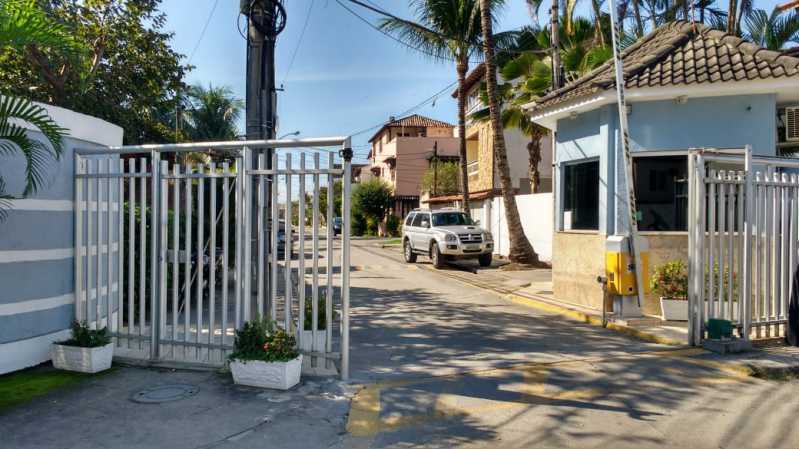 Casa de Condomínio à venda com 4 quartos, 200m² - Foto 12