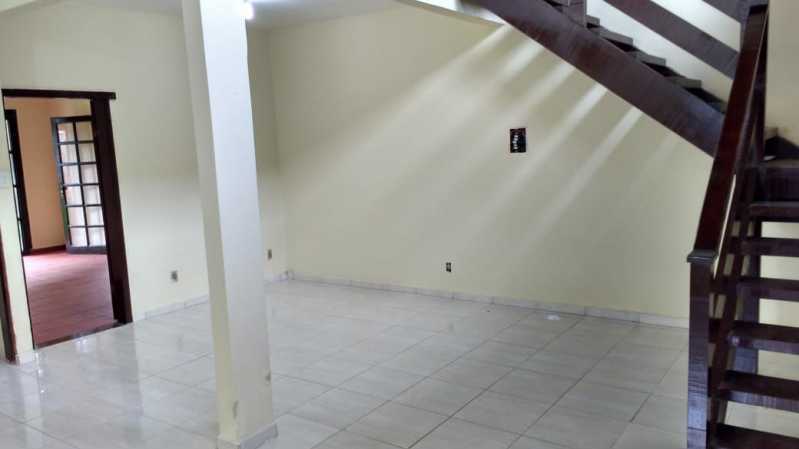 Casa de Condomínio à venda com 4 quartos, 200m² - Foto 14