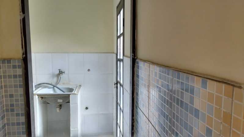 Casa de Condomínio à venda com 4 quartos, 200m² - Foto 15