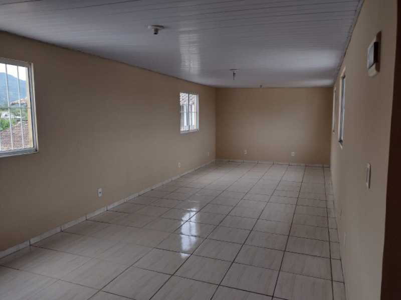 Casa à venda com 4 quartos, 300m² - Foto 3